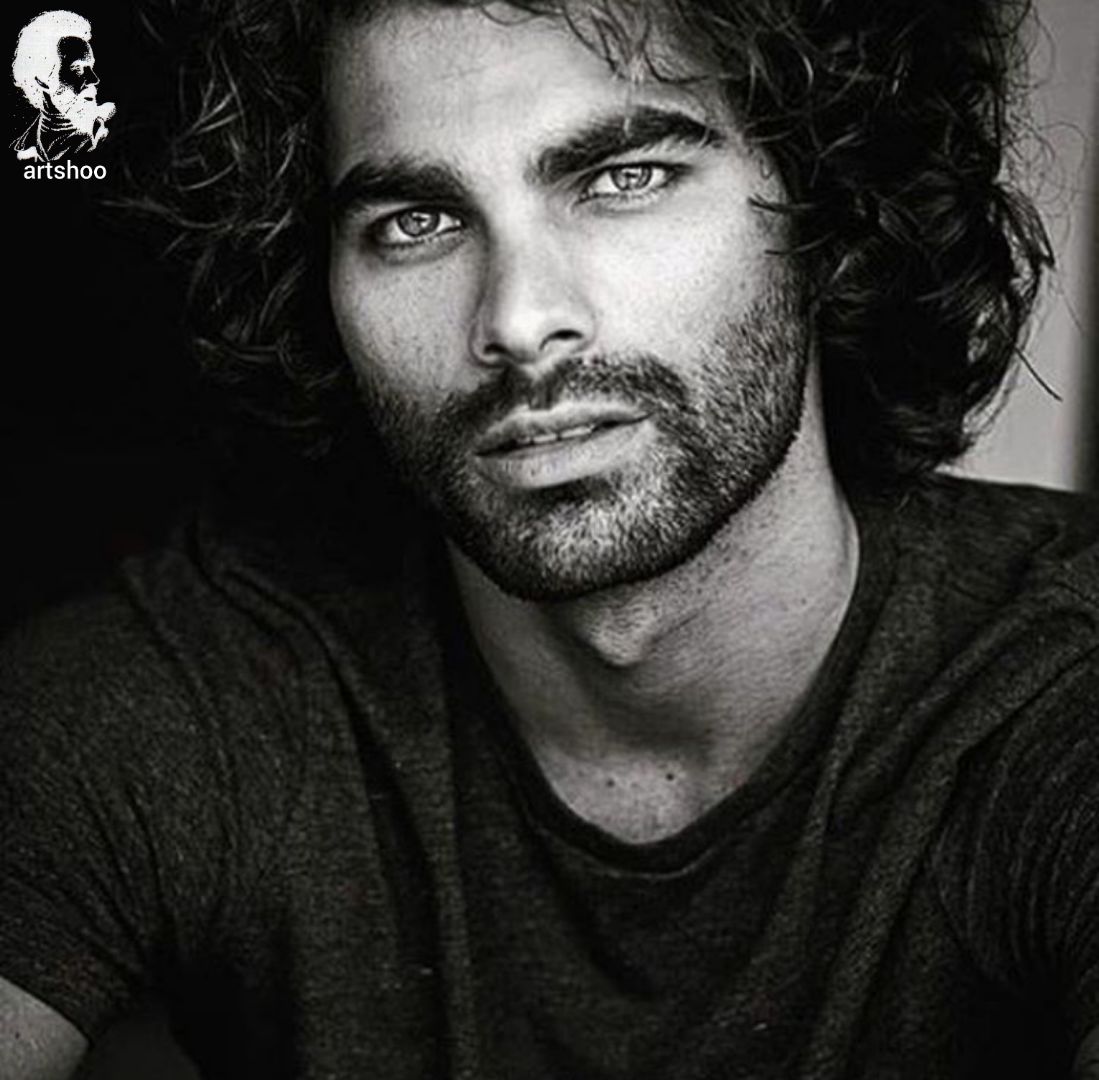 مدل پرتره سیاه قلم